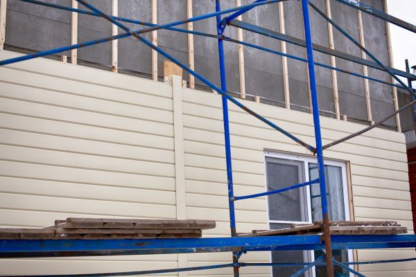 Loose Cladding Repair in Henderson